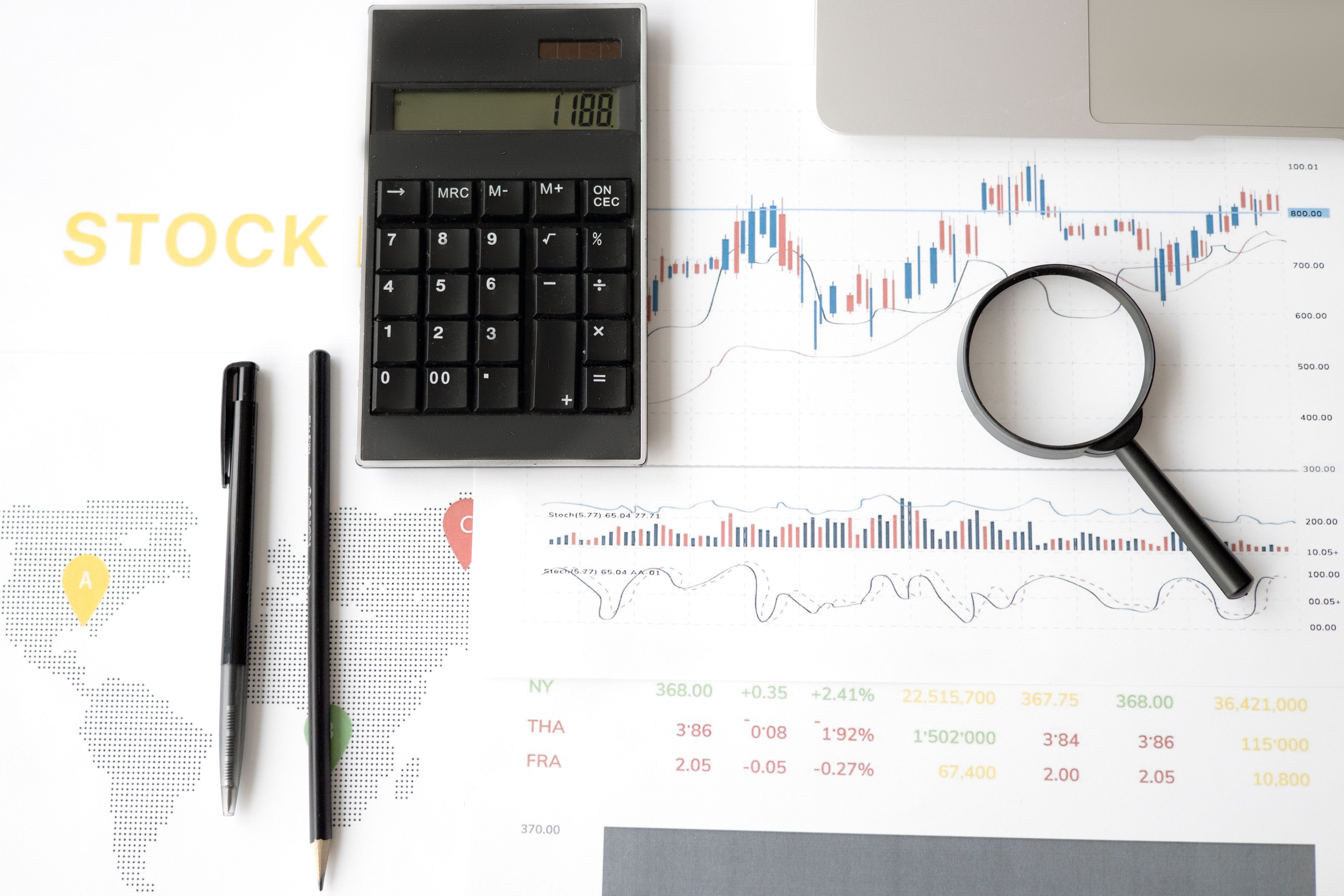 Range pricing concept — price brackets and scope variation for software projects